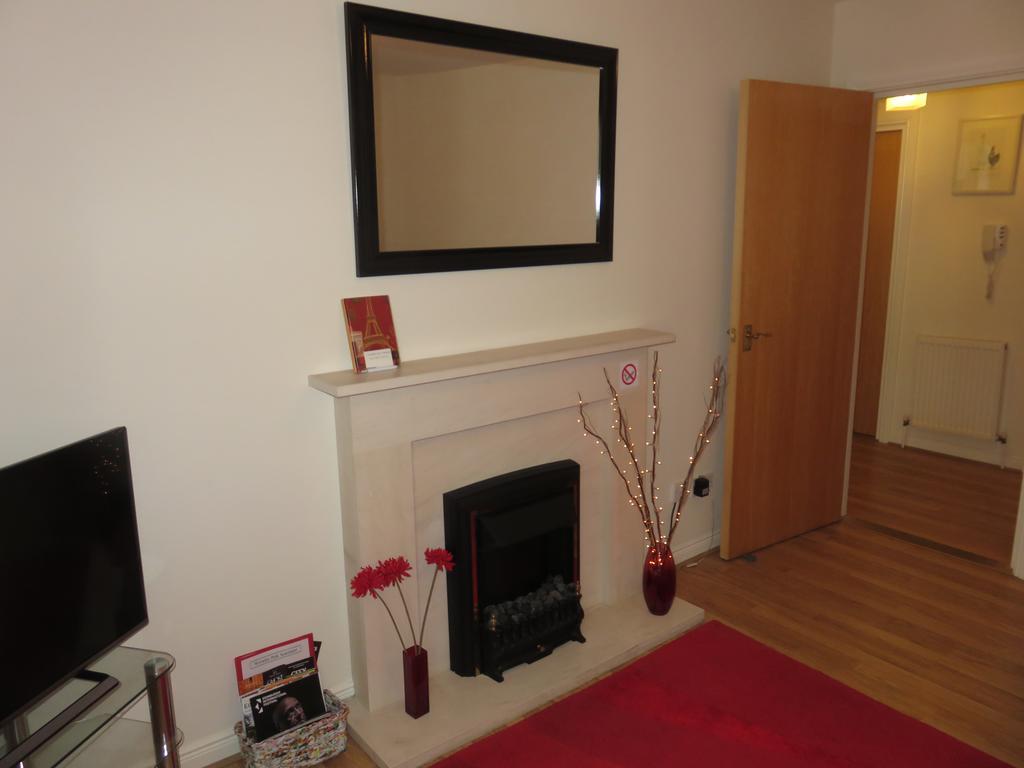 Waverley Park Apartment EDI Room photo